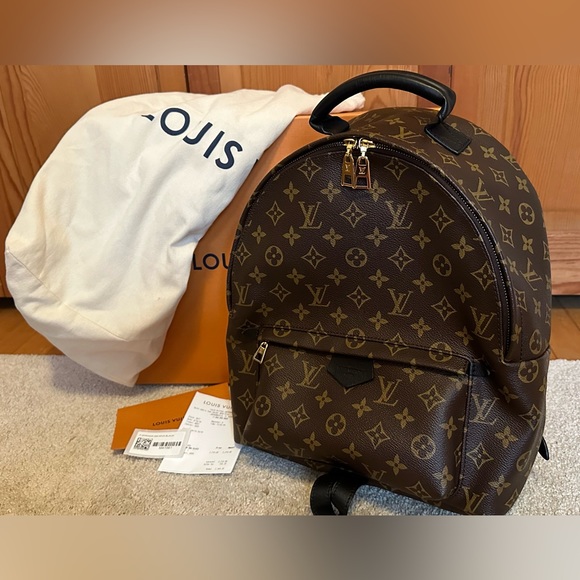 AUTHENTIC Louis Vuitton Palm Springs MM Great Condition! - Picture 1 of 16